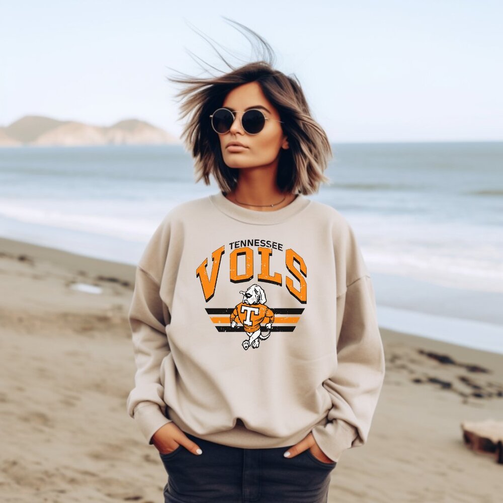 Retro Style Tennessee Vols Sweater - Picture 2 of 4